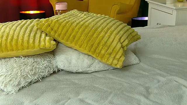 Foxxxy MILF online show from February 2025 08:29:02 AM