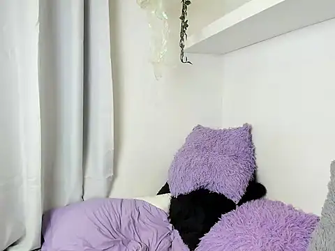 santy-kitty online show from December 2024 12:55:02 AM