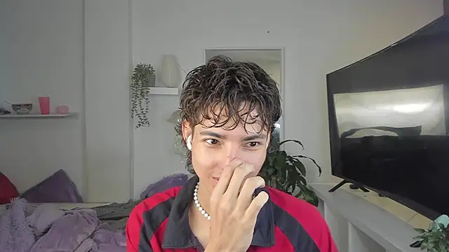 santy-kitty online show from November 2025 10:31:01 PM