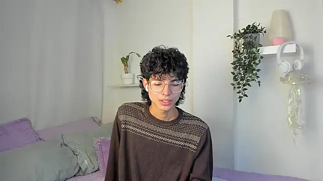 santy-kitty online show from February 2026 12:40:02 AM