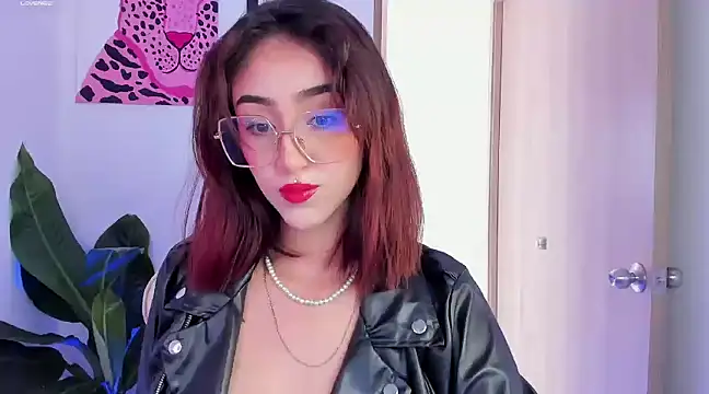 MelodieRoy online show from February 2025 05:09:01 PM