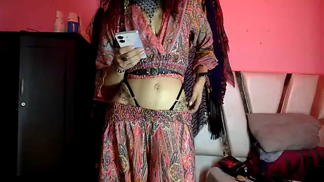 Snapshot of franchescasecrett chatting on June 2026 02:33:01 PM franchescasecrett online show from June 2026 02:33:01 PM