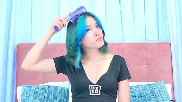 AlliciaKim online show from October 2025 07:14:02 PM