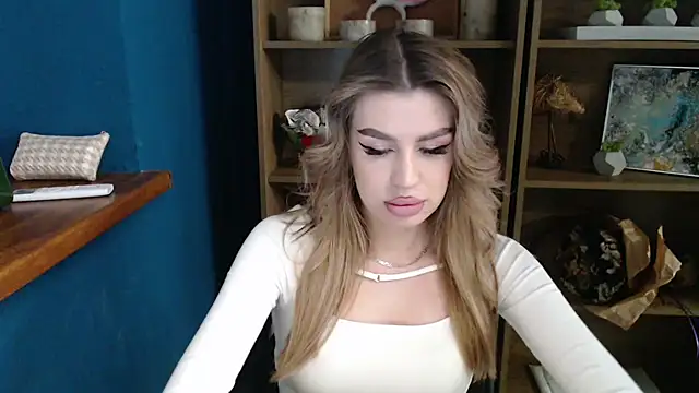 Your Jessy online show from March 2025 01:40:01 PM