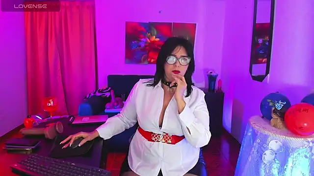 Venus R0se online show from November 2025 02:12:02 PM