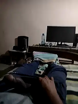 Snapshot of pura43 chatting on February 2025 05:01:01 PM pura43 online show from February 2025 05:01:01 PM