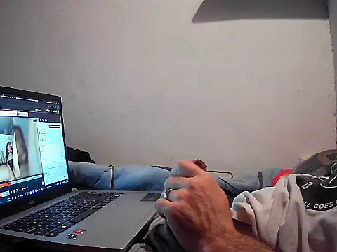 Snapshot of Lolosalvage83 chatting on July 2026 05:37:02 AM Lolosalvage83 online show from July 2026 05:37:02 AM
