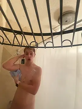 twentywithafelonyy online show from January 2025 03:20:01 AM