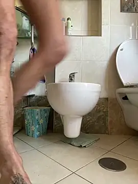 gianluca75gggggggh online show from April 2026 01:34:01 PM