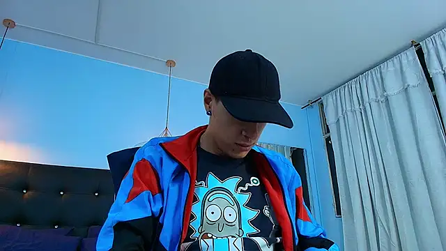 Lobo 17  online show from January 2025 04:05:01 AM