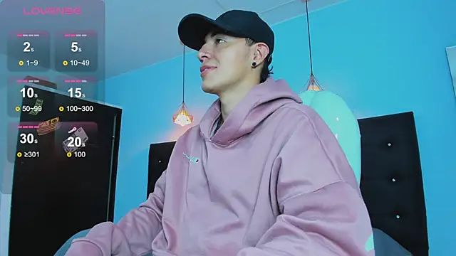 Lobo 17  online show from November 2025 03:50:01 AM