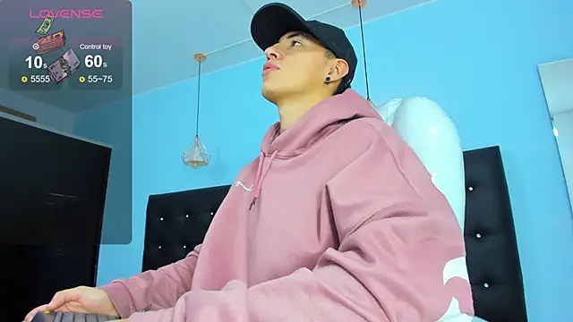 Lobo 17  online show from January 2026 03:12:02 AM