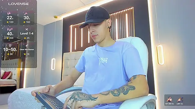 Lobo 17  online show from March 2026 03:34:01 AM