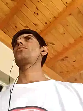 Snapshot of davicitos chatting on February 2026 07:09:02 PM davicitos online show from February 2026 07:09:02 PM