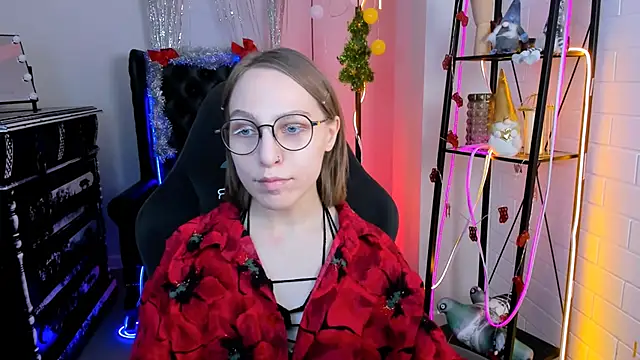 AphexQueen online show from December 2024 03:09:02 PM