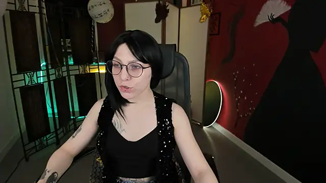 AphexQueen online show from March 2025 01:08:01 PM