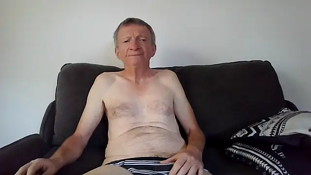 naturiste974 online show from February 2025 08:59:02 AM