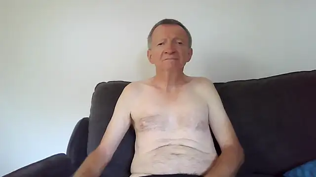 Snapshot of naturiste974 chatting on February 2026 08:03:02 AM naturiste974 online show from February 2026 08:03:02 AM