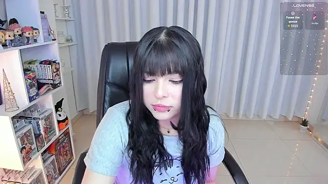 misshoneyxxx online show from November 2025 06:24:02 AM