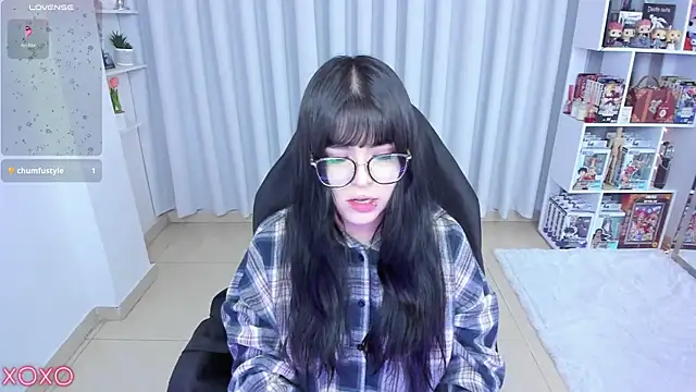 Snapshot of misshoneyxxx chatting on May 2026 03:33:01 AM misshoneyxxx online show from May 2026 03:33:01 AM