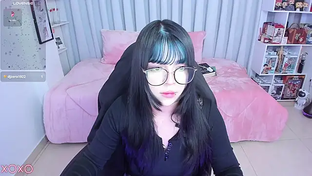 Snapshot of misshoneyxxx chatting on June 2026 05:31:02 AM misshoneyxxx online show from June 2026 05:31:02 AM