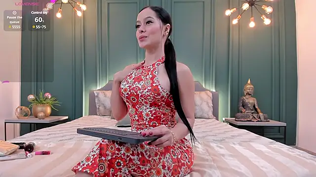 Snapshot of rubyhill_2711 chatting on January 2025 09:52:02 PM rubyhill 2711 online show from January 2025 09:52:02 PM