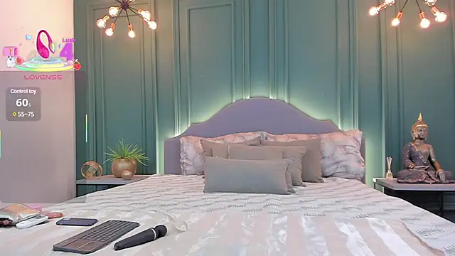 Snapshot of rubyhill_2711 chatting on March 2025 11:38:02 PM rubyhill 2711 online show from March 2025 11:38:02 PM