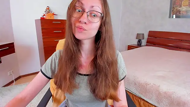 Snapshot of Pantyhose_Mila chatting on June 2026 08:15:01 PM Pantyhose Mila online show from June 2026 08:15:01 PM