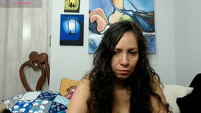 naihroby online show from December 2025 07:48:02 AM