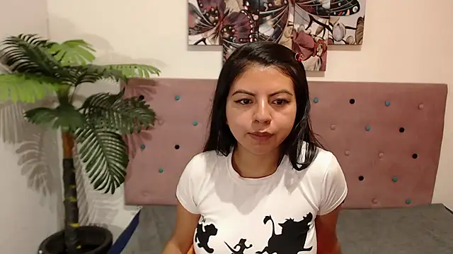 CarolineBrunx online show from March 2025 01:50:02 PM