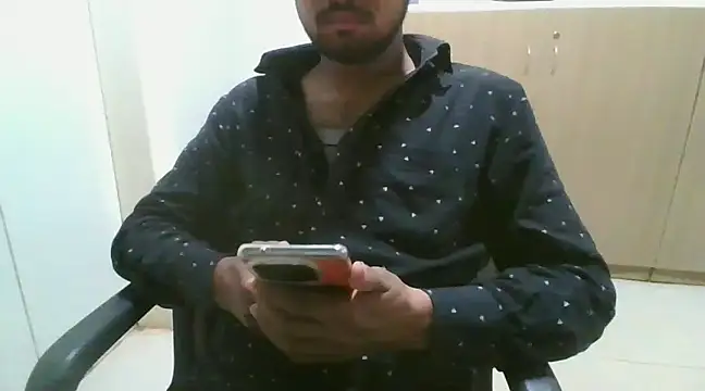 Ishan003 online show from February 2025 03:15:02 PM