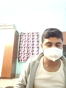 Ishan003 online show from January 2026 04:56:01 PM