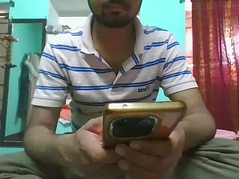 Ishan003 online show from May 2026 04:31:01 AM