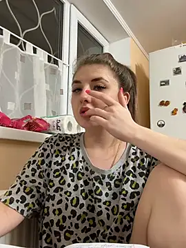 sexyy girl  online show from December 2024 05:03:01 PM