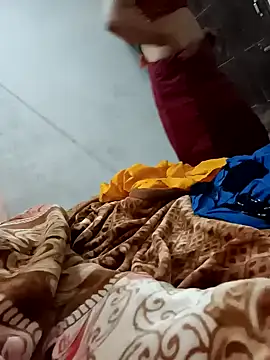 Snapshot of Bhabhi_desi12 chatting on March 2025 01:52:02 AM Bhabhi desi12 online show from March 2025 01:52:02 AM