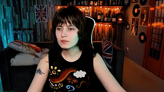 Snapshot of LolaAsmus chatting on April 2026 11:46:02 AM LolaAsmus online show from April 2026 11:46:02 AM