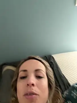 Snapshot of Annelibre chatting on March 2025 06:22:01 AM Annelibre online show from March 2025 06:22:01 AM