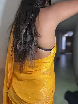 Snapshot of DiyAsingHh chatting on March 2026 12:27:01 AM DiyAsingHh online show from March 2026 12:27:01 AM