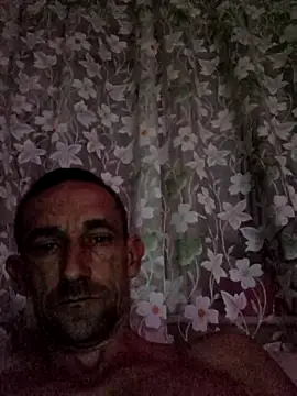 Nagyfarku39 online show from February 2026 11:04:02 PM