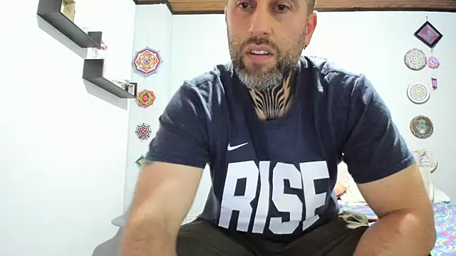 Antoniohot2024 online show from January 2025 11:30:01 PM