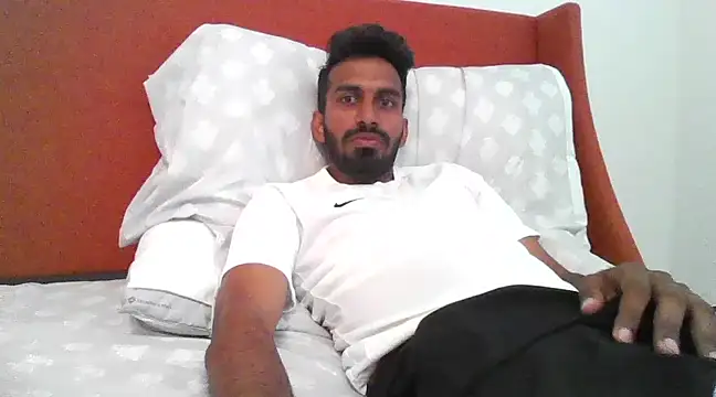 skinny  boy   online show from February 2025 09:09:01 PM