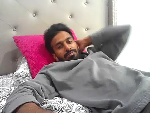 skinny  boy   online show from September 2025 03:16:01 PM