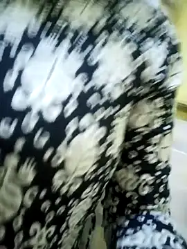 heenage online show from February 2025 05:04:01 PM