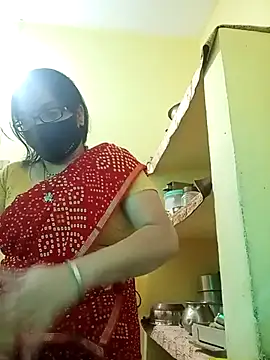 heenage online show from March 2025 06:23:01 AM