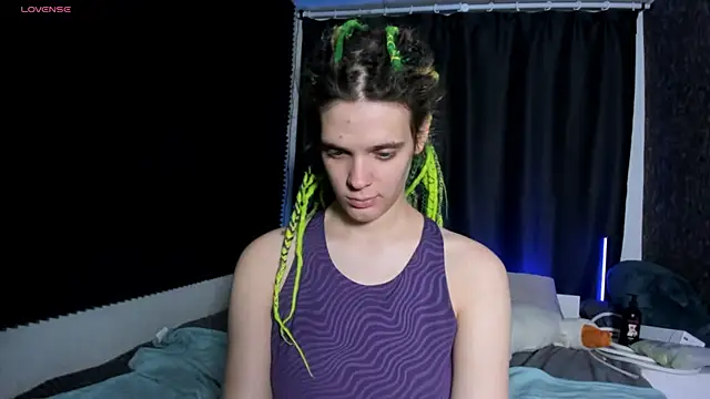 KIKI Krash online show from November 2025 10:06:01 AM