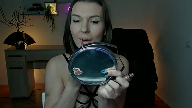 EricaPowers online show from December 2024 12:23:01 PM
