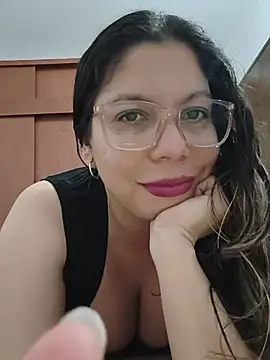 Carliina Soussa online show from July 2026 10:49:02 PM