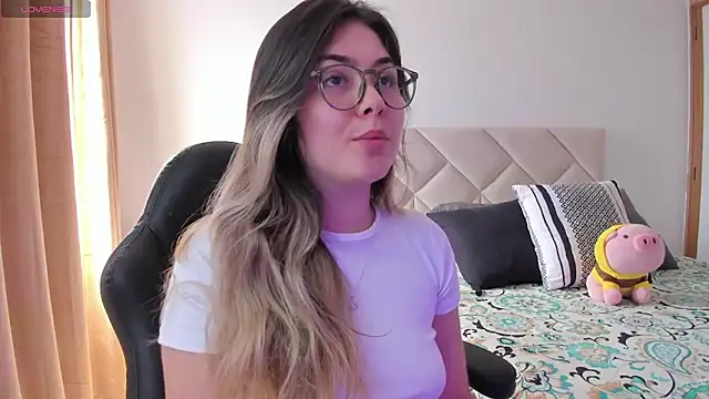 Lau Bee online show from January 2025 03:24:01 PM