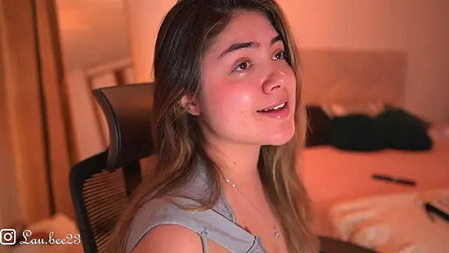 Lau Bee online show from March 2026 04:21:01 PM