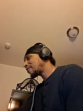 bigboytoy912 online show from May 2026 01:56:01 AM